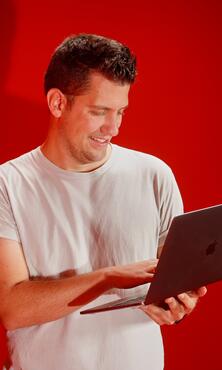 Tobias, Software Engineer Search mit Berufserfahrung