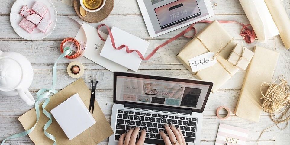 desktop-1985856_960_720