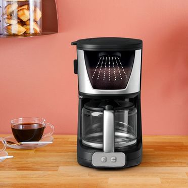 Tefal Filterkaffeemaschine Element, 1.25l Kaffeekanne, Antitropf-System:  Schenken Sie sich auch während des Brühens eine Tasse ein