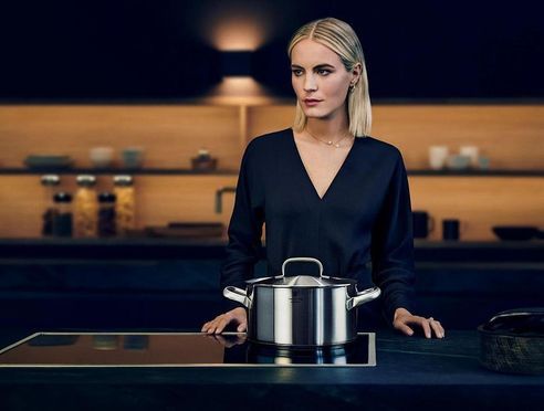 Gourmet Plus Stielkasserolle mit Deckel, 16 cm
