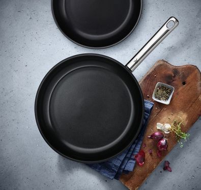 Devil Bratpfannen-Set, 3-teilig, 24 cm + 28 cm + Pfannenwender