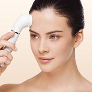 Täglich: Make-up auftragen