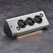 Dekorativer Multi-Stecker