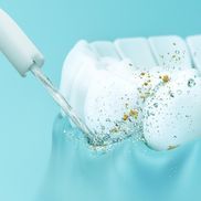 Reinigung für Zähne und Zahnfleisch