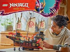 Spektakuläres LEGO® NINJAGO® Schiffsmodell