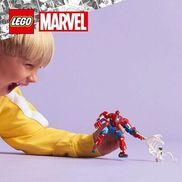 Epischer Showdown mit dem Spider-Man-Mech