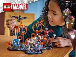 Superhelden-Bauspielzeug einer berühmten Filmszene