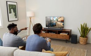 Umgib dich mit Sound.