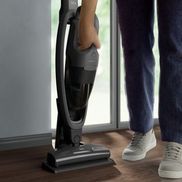 Einfach entnehmbares Handteil für eine flexible Reinigung.