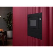 Elegante schwarze Hochglanzoberfläche