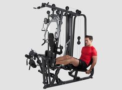 Trainiere mit der Beinpresse für muskulöse Beine