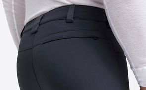 Elastischer Bund mit Gürtelschlaufen