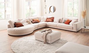 Vielseitiger Komfort: Der passende Hocker zum Sofa