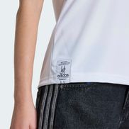 Zeitloser Look mit 3-Streifen Design