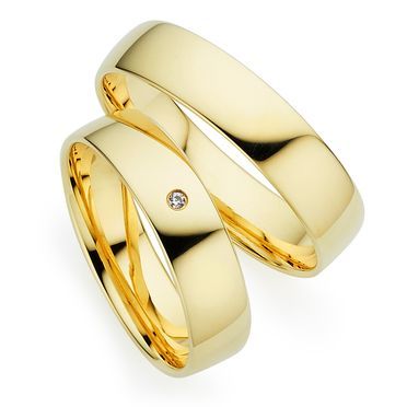 Entdecke die traumhaften Fingerringe von Phönix – stilvoll, hochwertig und voller Symbolkraft.