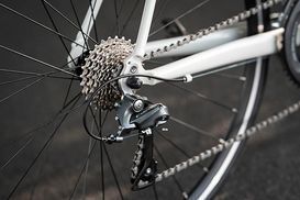 SHIMANO CLARIS R2000 rear derailleur