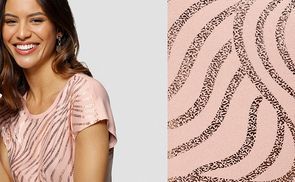 Rundhalsshirt mit glänzendem Foilprint
