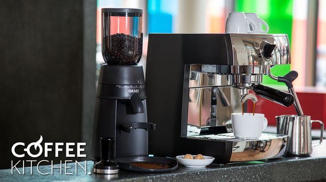 Espressomaschine pivalla SET mit Kaffeemühle CM702