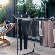 Lange Wäschestücke trocknen