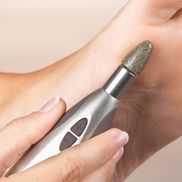 Umfassende Nagelpflege