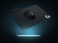 Kabellose G703 Gaming-Maus + POWERPLAY