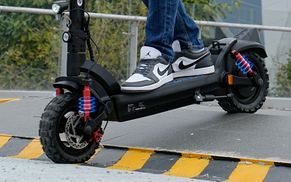 Professionell entwickeltes Dämpfungssystem, dreifaches Brems