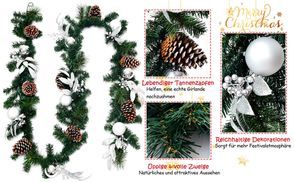 Zahlreiche Ornamente & festliche Details