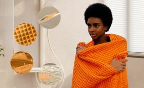 Kosmu Badetuch groß, orange, 170 x 85 cm, (1-St), 70% extrafeine Baumwolle  und 30% hochwertige Naturseide