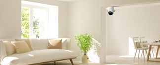 355° Schwenk/100° Neig und 4 fache Zoomfunktionen