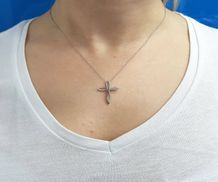 Kreuz Diamant Anhänger mit Kette Collier 14 Karat Weißgold