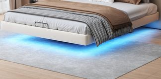 Schwebebett mit versteckten Stützfüßen