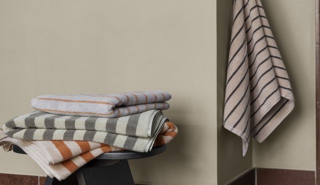 ARTO Badetuch in verschiedenen Farben und Größen