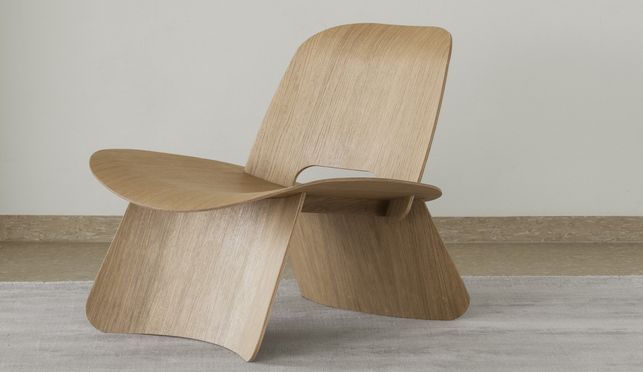 NAGOMI Stuhl aus hochwertigem Holz