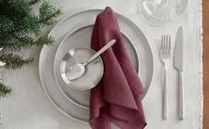 IN VIELEN FARBEN VERFÜGBAR