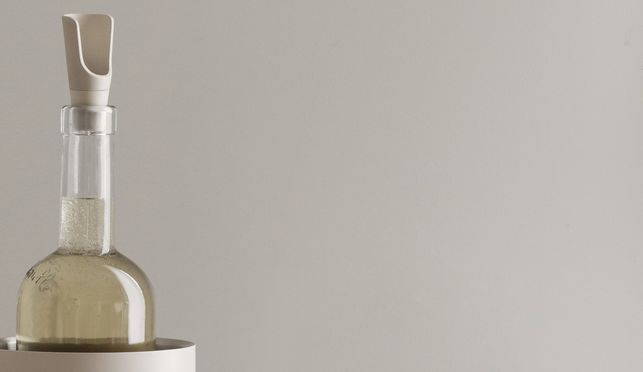 blomus Dekantierausgießer ILO in verschiedenen Farben