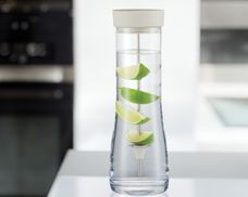 Elegantes Tischarrangement