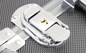 Showudesigns Kosmetikkoffer Aus Leder – Faultier-Blumendruck, Trapezförmig & Mit Gurt