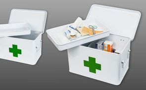 HMF Medizinschrank Erste Hilfe Koffer, cm Hausapotheke 22,5x16,5x15,5 Tragegriffen, mit Medikamentenkoffer