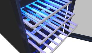 Praktische, herausziehbare Holzablagen