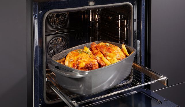 STONELINE Aluguss Bräter mit induktionsfähigem Deckel | Original STONELINE Antihaftbeschichtung