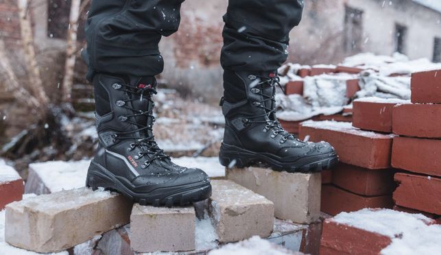 Warme Arbeitsschuhe für nasskalte Tage