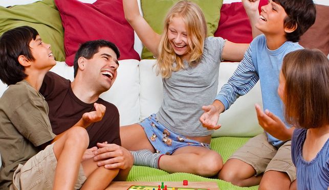 Puzzletisch mit 4 Schubladen