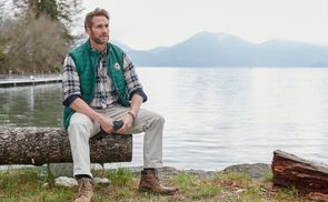 Stehkragen & Taschen mit Reißverschluss