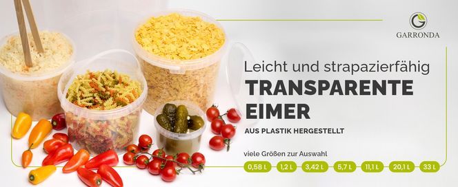 Transparente Eimer aus Plastik hergestellt