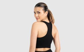 Racerback Schnitt mit optimalem Halt