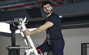 Das perfekte Outfit für warme Arbeitstage