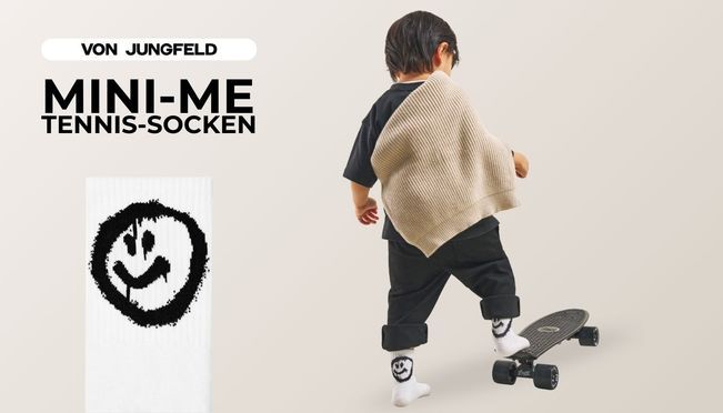 VON JUNGFELD Stylische Tennissocken für Kinder mit Graffiti Smiley Design
