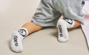 WARUM MINI ME TENNISSOCKEN?