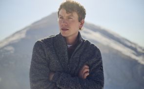 Sportiver Herrenpullover mit Details
