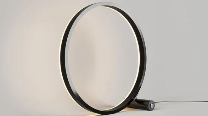 Eleganz in Kreisform – die s.luce Ring Tischleuchte